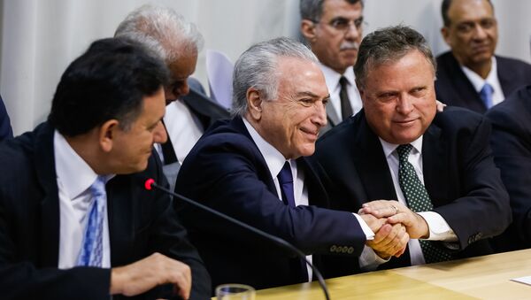 Michel Temer se reúne com a bancada ruralista em busca de apoio - Sputnik Brasil