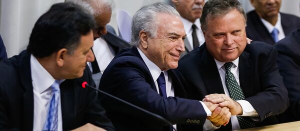 Michel Temer se reúne com a bancada ruralista em busca de apoio - Sputnik Brasil