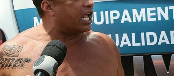 Deputado Wladimir Costa (SD-PA) exibiu no ombro uma tatuagem em homenagem ao presidente Michel Temer - Sputnik Brasil