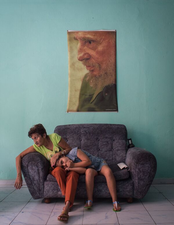 A foto de Kristina Kormilitsyna (Rússia) da série “Quadro Negro de Fidel” que conquistou o terceiro lugar na nomeação “Notícias Principais” - Sputnik Brasil