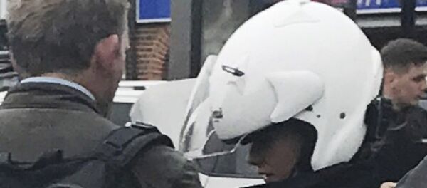 A modelo britânica Chloe Ayling resgatada após o sequestro, 8 de agosto de 2017 - Sputnik Brasil