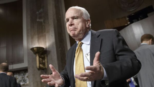 John McCain, senador dos EUA - Sputnik Brasil