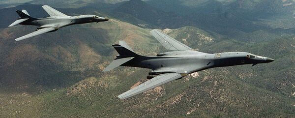Os bombardeiros B-1B Lancer dos EUA - Sputnik Brasil