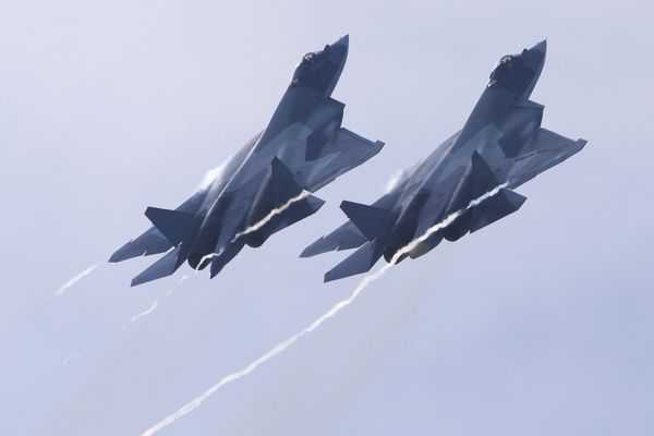 Argélia é 1º país do continente africano a comprar caças russos de 5ª geração Su-57 Argélia é 1º país do continente africano a comprar caças russos de 5ª geração Su-57 - Sputnik Brasil