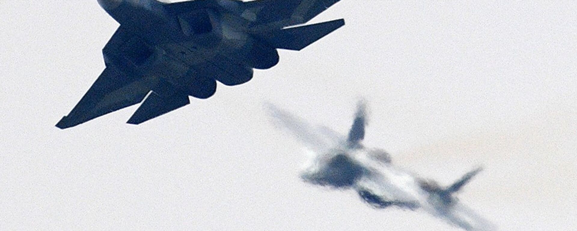 Caça da quinta geração Su-57 no salão aéreo MAKS-2017 - Sputnik Brasil, 1920, 26.02.2025