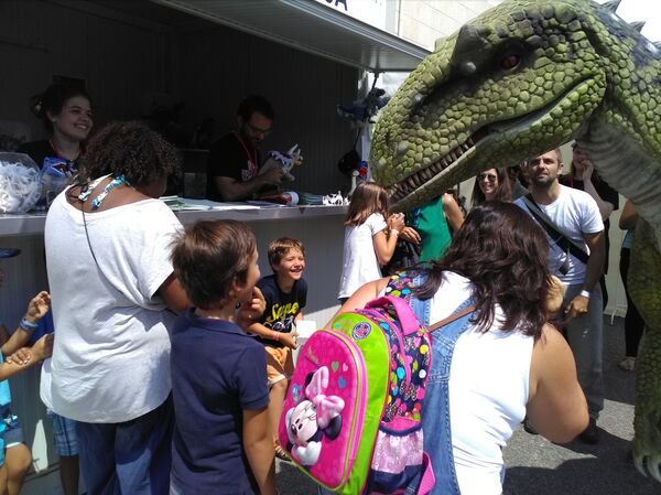 Museu da Lourinhã lança iniciativa Dinossauros Saem à Rua - Sputnik Brasil