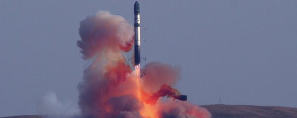 Lançamento do míssil balistico intercontinental R-36М2 Voevoda Lançamento do míssil balistico intercontinental R-36М2 Voevoda - Sputnik Brasil