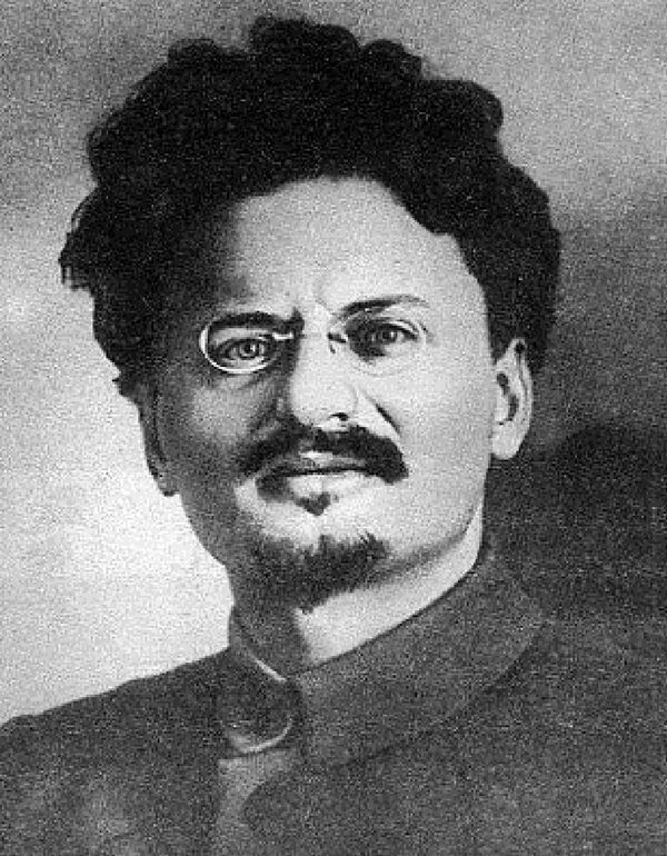 Um retrato de León Trotsky Um retrato de León Trotsky - Sputnik Brasil
