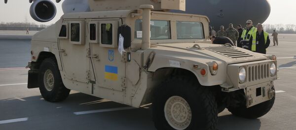 Veículo norte-americano Humvee fornecido à Ucrânia (foto de arquivo) - Sputnik Brasil