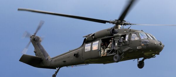 Helicóptero dos EUA Black Hawk - Sputnik Brasil