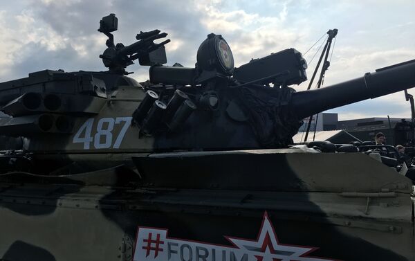 Um dos blindados expostos no fórum militar EXÉRCITO 2017 - Sputnik Brasil