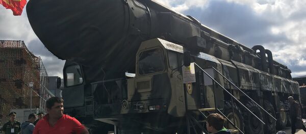 Míssil balístico intercontinental Topol-M no fórum EXÈRCITO 2017 - Sputnik Brasil