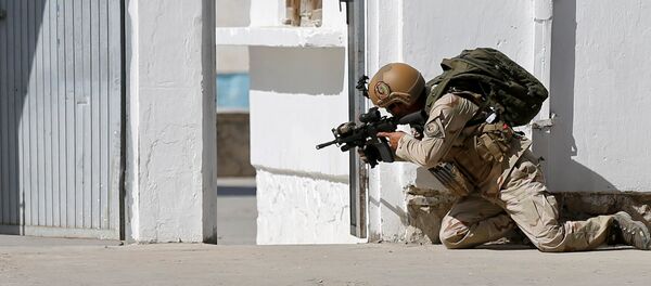 Um policial afegão - Sputnik Brasil