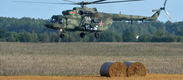 Helicóptero Mi-8 da Força Aérea da Bielorrússia durante os preparativos para as manobras Zapad 2017 - Sputnik Brasil