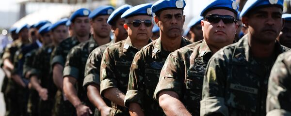 Militares do Exército Brasileiro no desfile do Dia da Independência, em Brasília - Sputnik Brasil