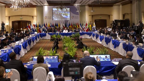 Ministros das Relações Exteriores dos 33 países da Comunidade dos Estados Latino-Americanos e do Caribe (CELAC) reúnem-se em Quito - Sputnik Brasil
