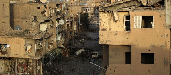 Edifícios destruidos em Deir ez-Zor - Sputnik Brasil