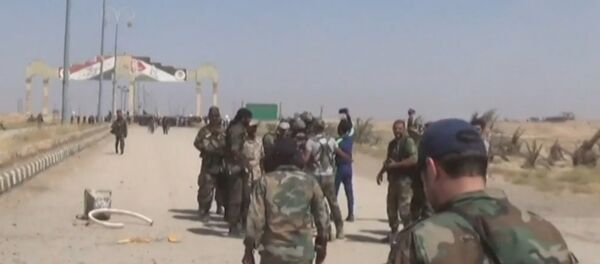 Exército sírio derrota Daesh perto da entrada principal de Deir ez-Zor - Sputnik Brasil