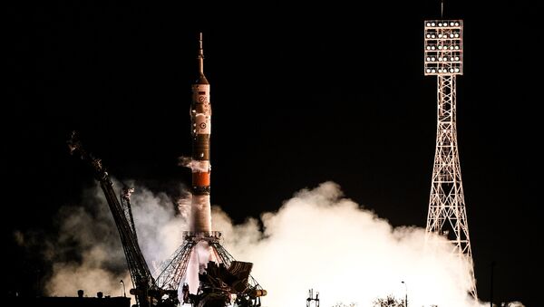 Soyuz MS-06, impulsionada pelo foguete Soyuz-FG, decolou do Cosmódromo de Baikonur, no Cazaquistão - Sputnik Brasil