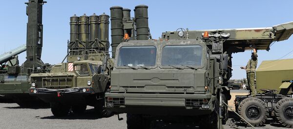 Sistema de defesa antiaérea S-400 - Sputnik Brasil
