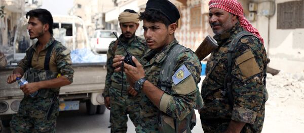Combatentes das Forças Democráticas da Síria (FDS) - Sputnik Brasil
