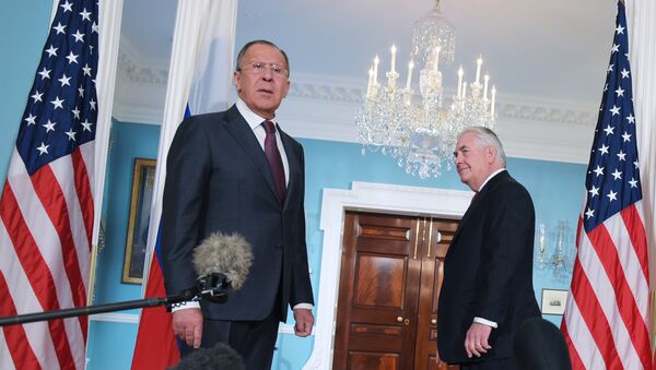Encontro entre ministro das Relações Exteriores russo Sergei Lavrov e Secretário de Estado Rex Tillerson - Sputnik Brasil