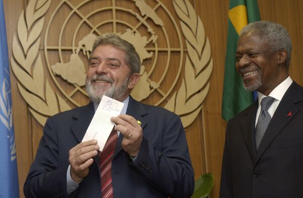 Lula o secretário-geral da ONU, Kofi Annan, durante a Assembleia Geral das Nações Unidas, 25 de setembro de 2003 - Sputnik Brasil