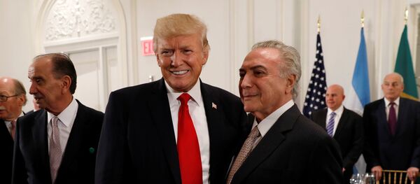 Presidente dos EUA, Donald Trump, e seu homólogo brasileiro, Michel Temer, se reunem durante um jantar de negócios em Nova York, nas margens da sessão da Assembleia Geral da ONU, em 18 de setembro de 2017 - Sputnik Brasil