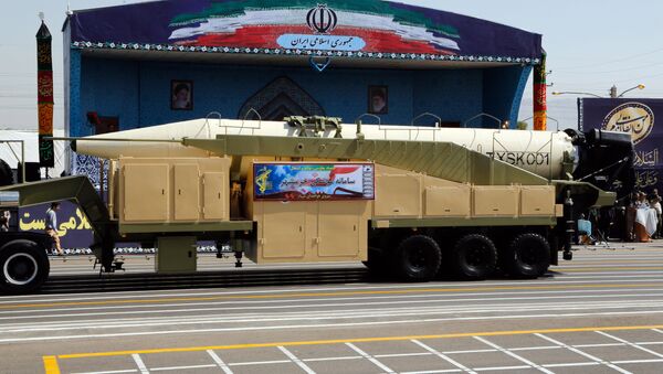 Novo míssil balístico do Irã Khoramshahr, 22 de setembro, 2017 - Sputnik Brasil