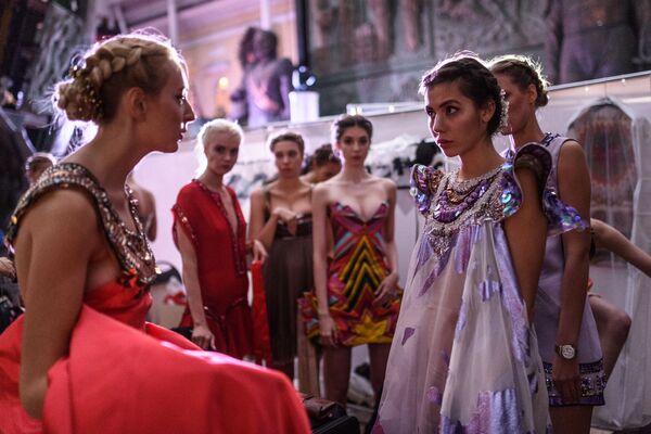 Modelos no festival étnico-cultural internacional Etno Art Fest 2017 em Moscou - Sputnik Brasil