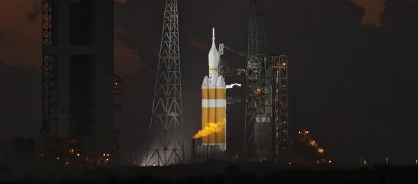 Nave espacial tripulada estadunidense Orion - Sputnik Brasil