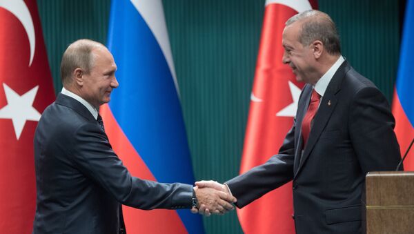 Vladimir Putin e Recep Tayyip Erdogan em Ancara - Sputnik Brasil