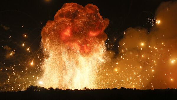 Explosão de munições na Ucrânia (foto de arquivo) - Sputnik Brasil