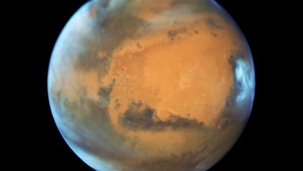 Investigadores acreditam ter encontrado água em estado sólido em Marte - Sputnik Brasil