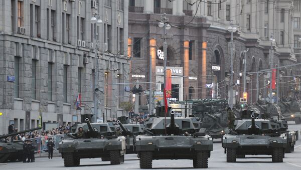 Tanques Armata durante ensaio para a Parada da Vitória - Sputnik Brasil