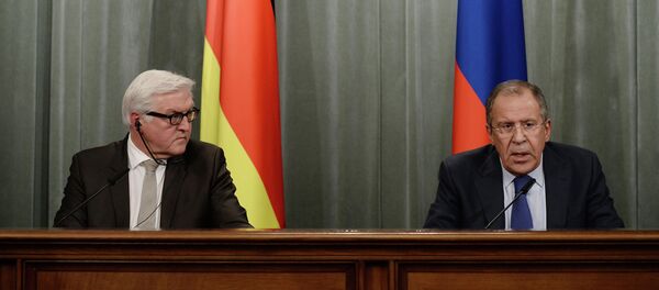 Sergei Lavrov se encontra com Frank-Walter Steinmeier - Sputnik Brasil