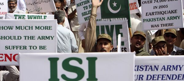 Protesto em favor da Inteligência Inter-Serviços (ISI) em Karachi, no Paquistão, em 2011 - Sputnik Brasil