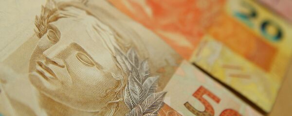 Brasil tem terceira maior taxa de juros reais do mundo atrás de Turquia e Rússia Brasil tem terceira maior taxa de juros reais do mundo atrás de Turquia e Rússia - Sputnik Brasil