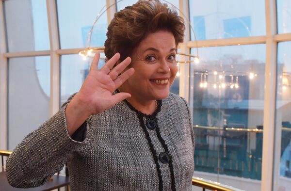 Ex-presidente brasileira, Dilma Rousseff, durante entrevista com Sputnik Brasil em Moscou, 6 de outubro de 2017 - Sputnik Brasil