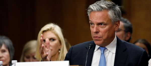 Former Gov. Jon Huntsman (R-UT) testifies before a Senate Foreign Relations Committee hearing on his nomination to be ambassador to Russia on Capitol Hill in Washington, U.S - Sputnik Brasil