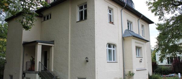 Antigo edíficio da KGB em Dresden, ex-lugar de trabalho de Vladimir Putin - Sputnik Brasil