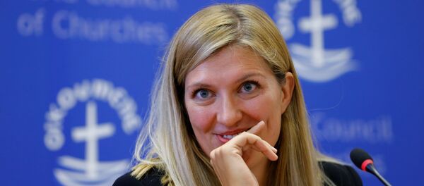 Beatrice Fihn, Executive Director of the International Campaign to Abolish Nuclear Weapons (ICAN), attends a news conference after ICAN won the Nobel Peace Prize 2017, in Geneva, Switzerland October 6, 2017. - Sputnik Brasil