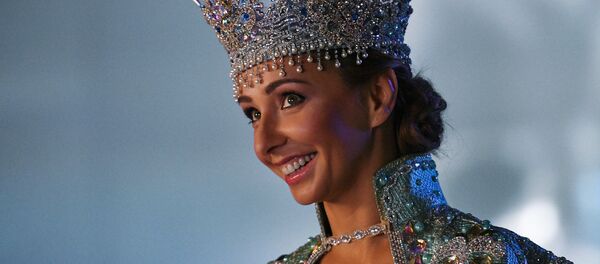 A patinadora russa Tatiana Navka no papel de Ludmila durante os ensaios do espetáculo sobre o gelo Ruslan e Ludmila - Sputnik Brasil