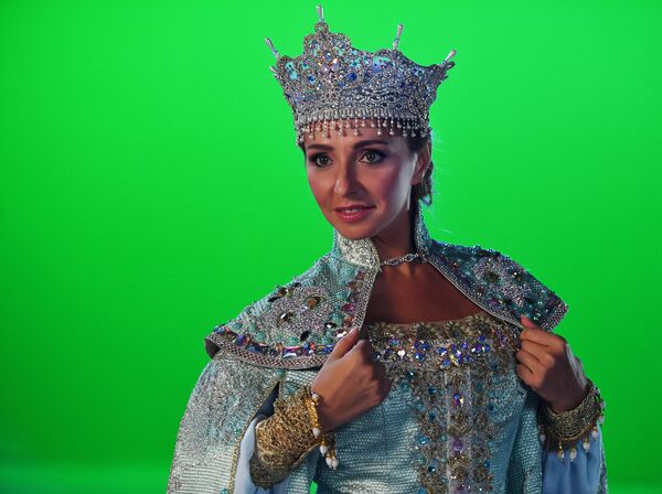 A patinadora russa Tatiana Navka no papel de Ludmila durante os ensaios do espetáculo sobre o gelo Ruslan e Ludmila - Sputnik Brasil