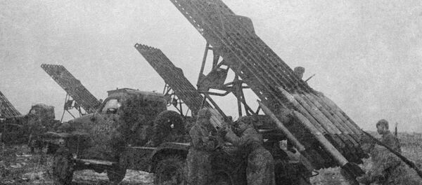 Lançador de foguetes Katyusha - Sputnik Brasil