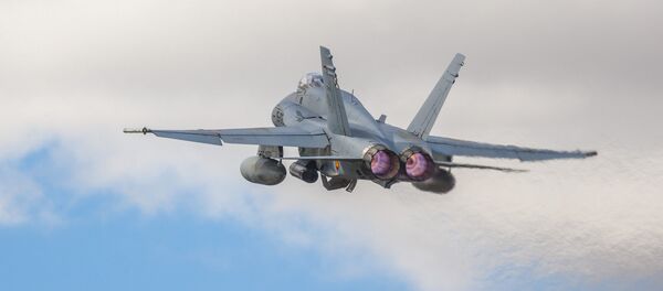 Caça F-18 da Força Aérea espanhola, foto de arquivo - Sputnik Brasil