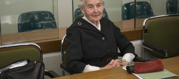 Ursula Haverbeck durante um julgamento em Berlim, na Alemanha - Sputnik Brasil