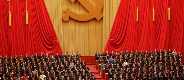 Xi Jinping e outros membros do Partido Comunista, no 19° Congresso Nacional do Partido Comunista, em Pequim Xi Jinping e outros membros do Partido Comunista, no 19° Congresso Nacional do Partido Comunista, em Pequim - Sputnik Brasil