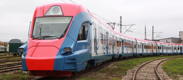 Ivolga, trem inovador suburbano da Transhmashholding, projetado e construído com tecnologias russas - Sputnik Brasil