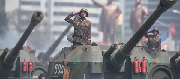 Desfile militar na Coreia do Norte - Sputnik Brasil